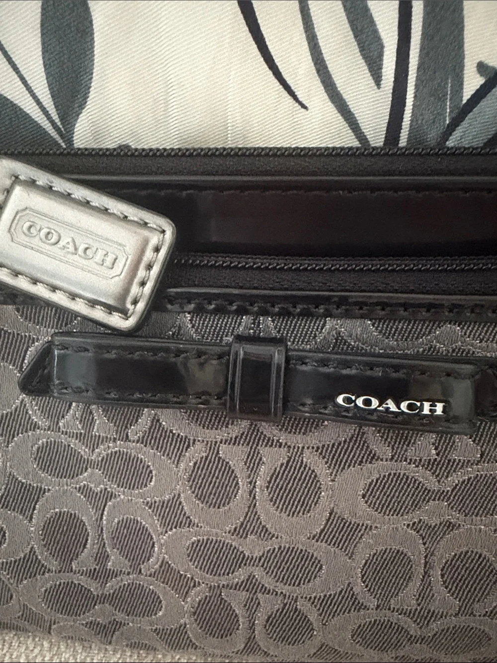 Coach Poppy Wristlet